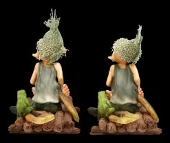 Pixie Kobold Figur Mit Frosch Auf Floß - 2er Set -Figuren Deko Verkauf 2D FS24653 Pixie Kobold Figur mit Frosch und Floss 2er Set 4 1280x1280