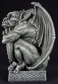 Gargoyle Stützt Sich Auf Schild -Figuren Deko Verkauf 4634 3 gargoyle 3 1280x1280