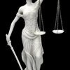 Justitia Figur Weiß
